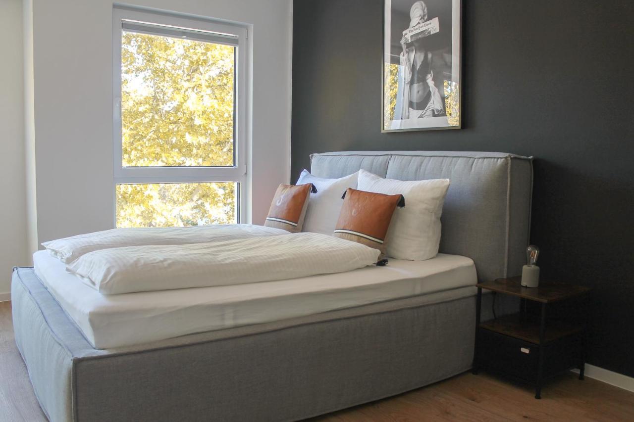New York Apartment - Fuer Freunde & Familien, Stadtnah, Parkplatz, E-Ladestation, Gitterbox Fuer Fahrraeder, Fitnessstudio, Digitale Gaestemappe Mit Restaurant- Und Unternehmenstipps Koblenz  Eksteriør billede