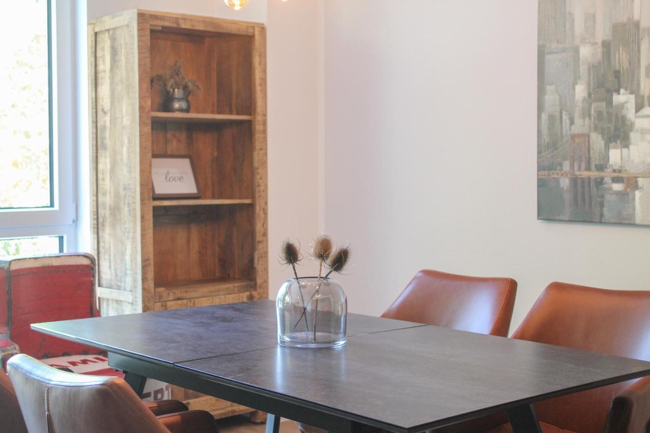 New York Apartment - Fuer Freunde & Familien, Stadtnah, Parkplatz, E-Ladestation, Gitterbox Fuer Fahrraeder, Fitnessstudio, Digitale Gaestemappe Mit Restaurant- Und Unternehmenstipps Koblenz  Eksteriør billede