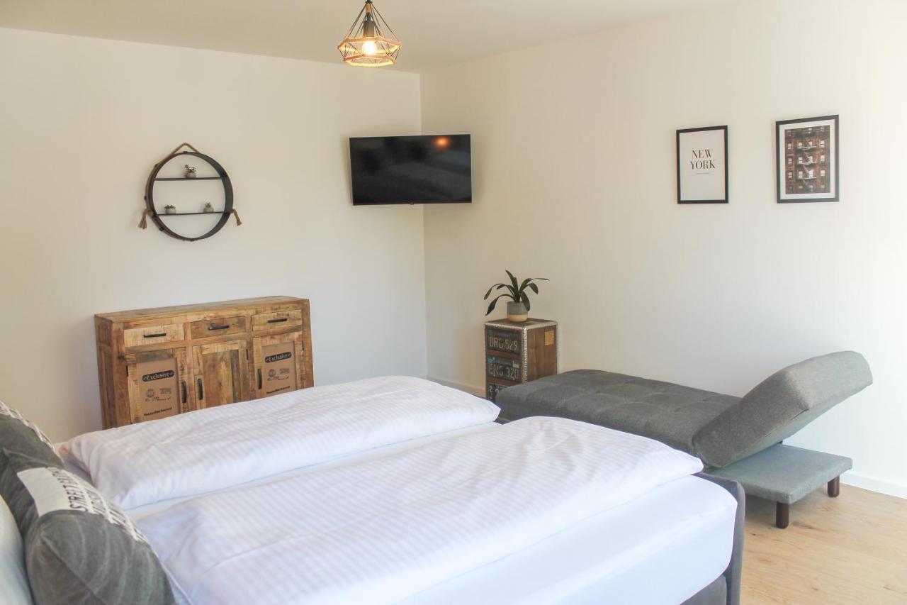 New York Apartment - Fuer Freunde & Familien, Stadtnah, Parkplatz, E-Ladestation, Gitterbox Fuer Fahrraeder, Fitnessstudio, Digitale Gaestemappe Mit Restaurant- Und Unternehmenstipps Koblenz  Eksteriør billede