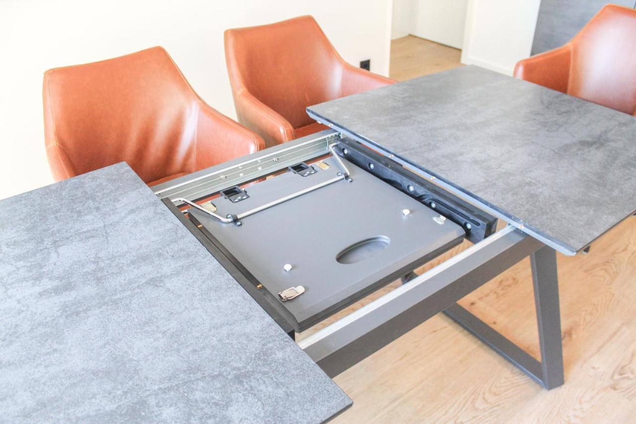 New York Apartment - Fuer Freunde & Familien, Stadtnah, Parkplatz, E-Ladestation, Gitterbox Fuer Fahrraeder, Fitnessstudio, Digitale Gaestemappe Mit Restaurant- Und Unternehmenstipps Koblenz  Eksteriør billede